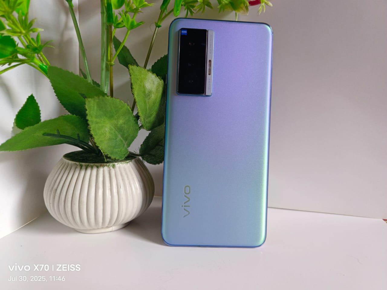 vivo x70 